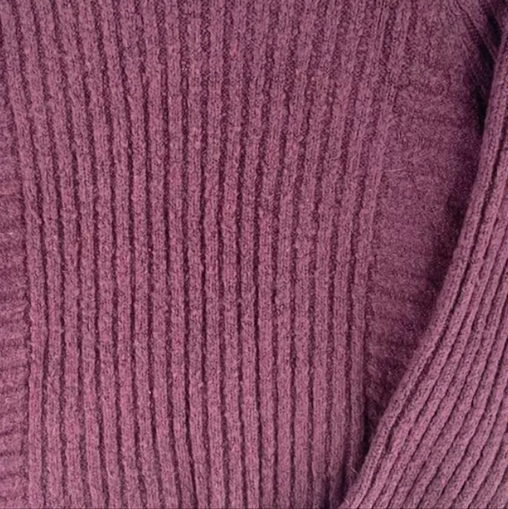 Simply Vera by Vera Wang Oversized Ribbed Turtleneck Sweater size XS - Picture 5 of 6